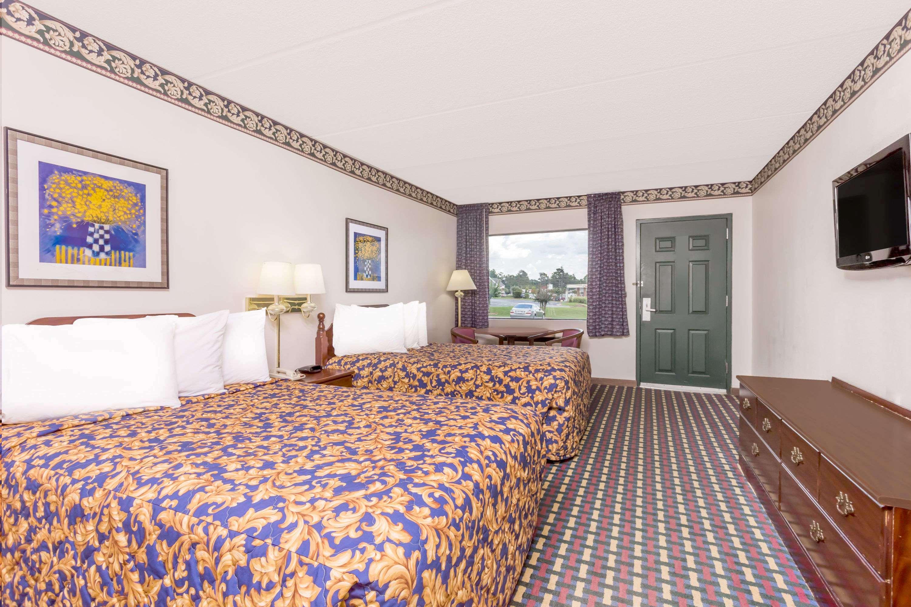 ฮาวเวิร์ด จอห์นสัน บาย วินด์แฮม เพอรี จอร์เจีย Motel เพอร์รี ภายนอก รูปภาพ