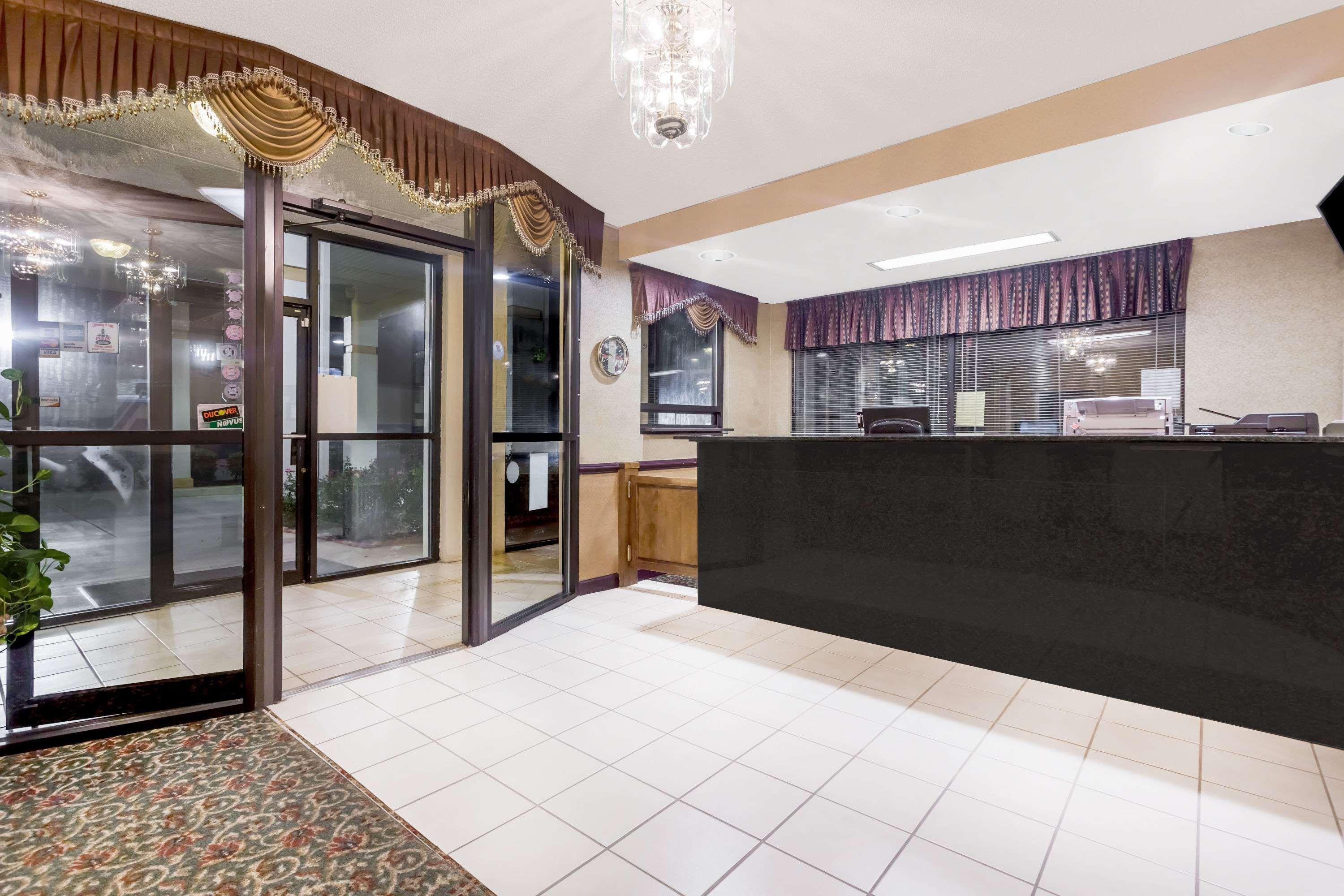 ฮาวเวิร์ด จอห์นสัน บาย วินด์แฮม เพอรี จอร์เจีย Motel เพอร์รี ภายนอก รูปภาพ